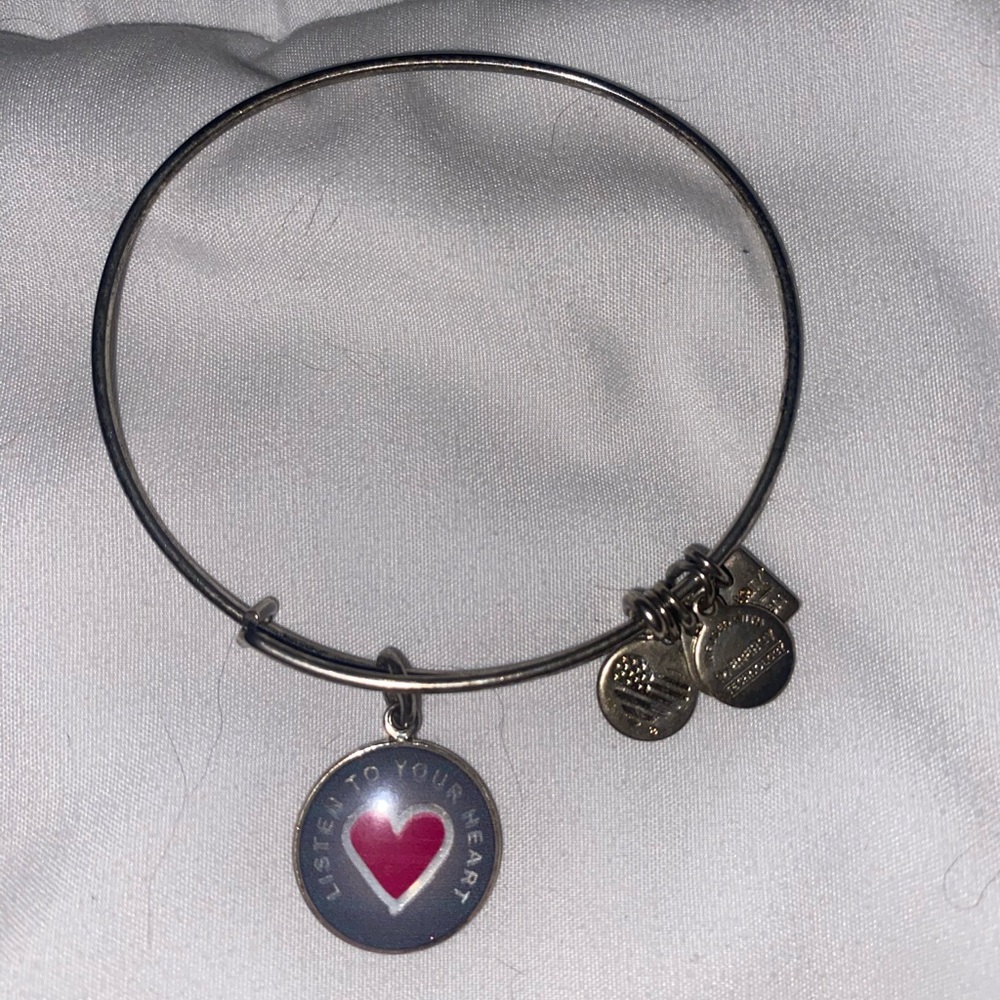 Retired 2016 Alex and Ani Silver Listen to Your Heart Bracelet